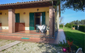 Cozy Apartment In Marina Di Grosseto With Jacuzzi